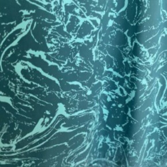 Athleta Ultimate Train Tee Shirt Small - Picture 4 of 5